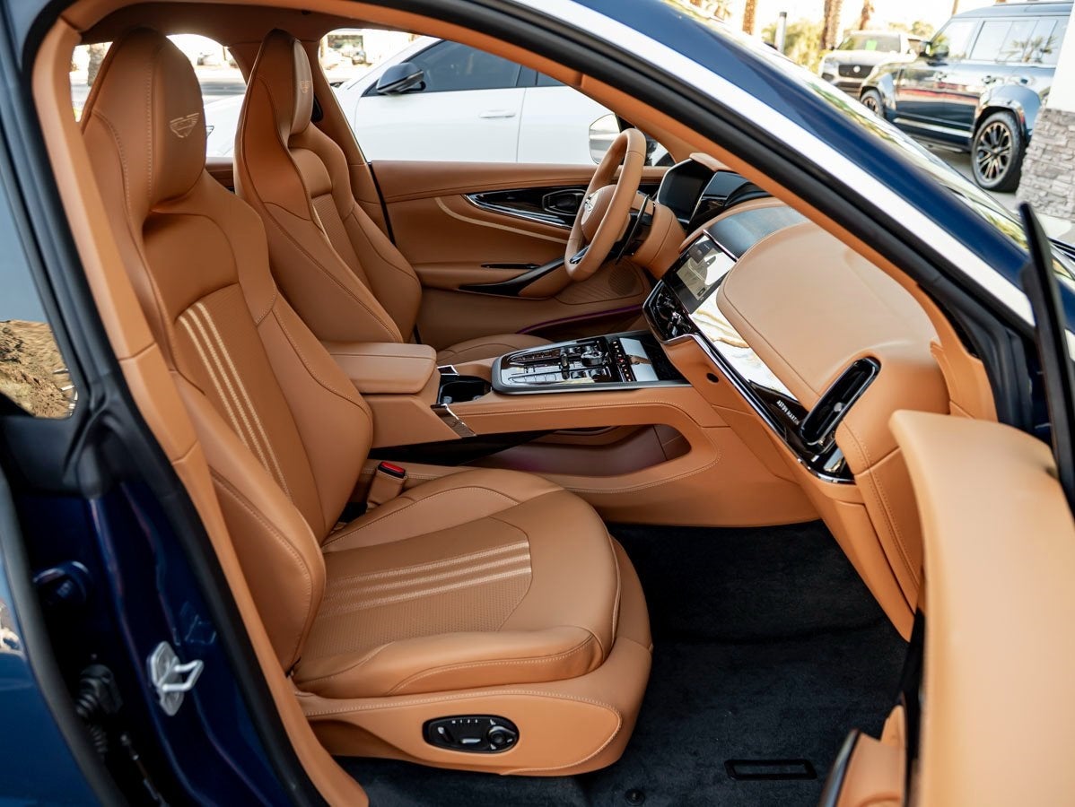 2026 Aston Martin DBX 707