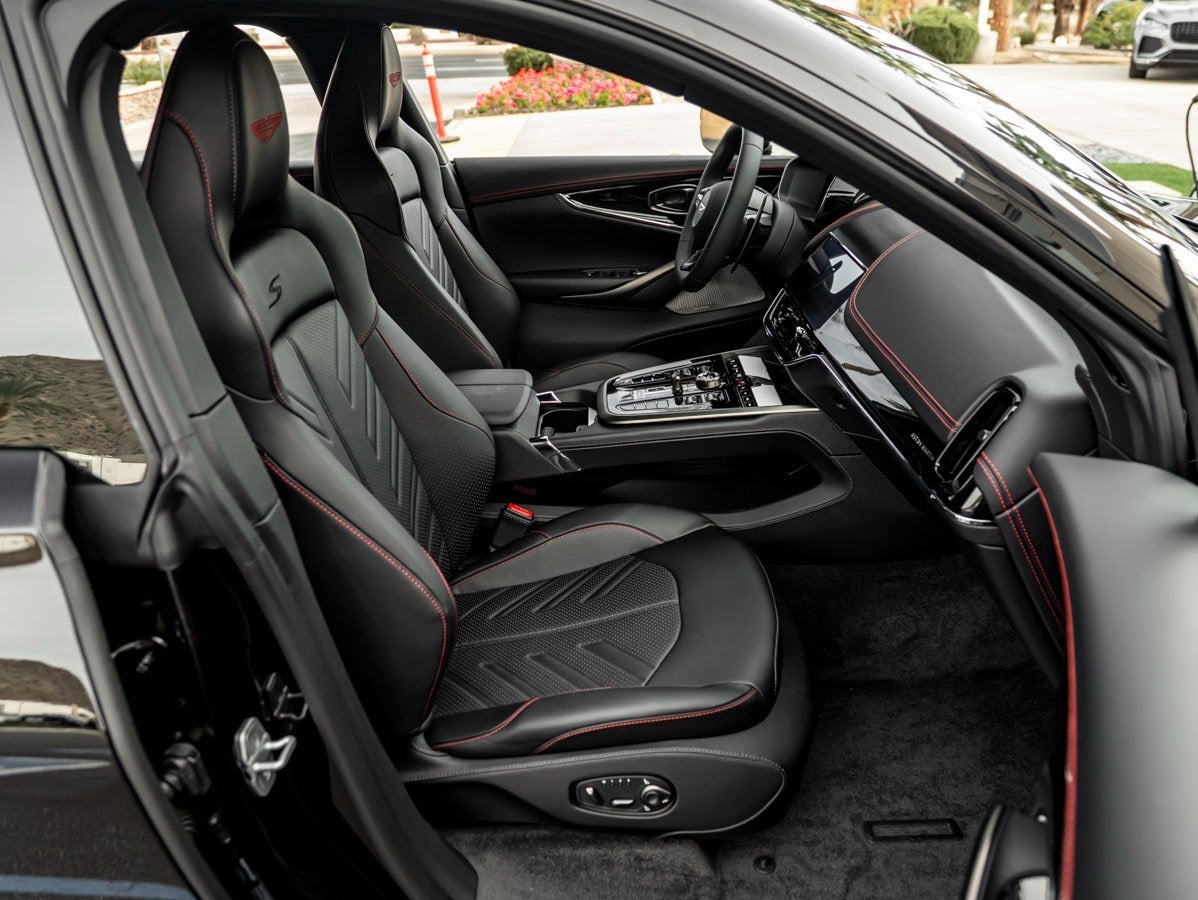 2026 Aston Martin DBX S