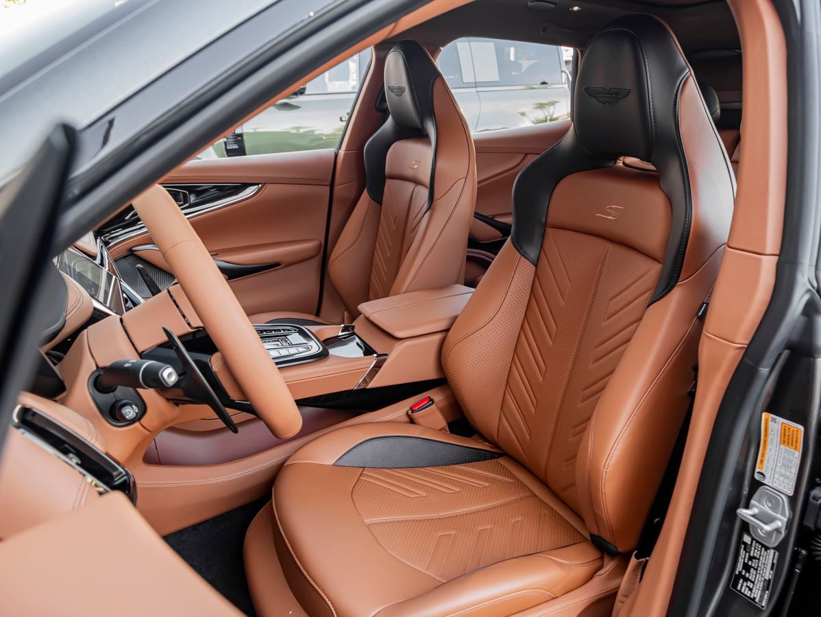 2026 Aston Martin DBX S