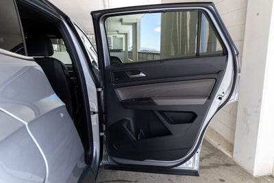 2022 Volkswagen Atlas Cross Sport 3.6L V6 SEL Premium R-Line