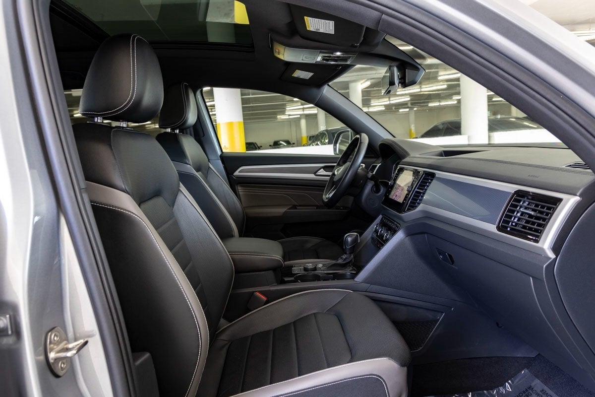 2022 Volkswagen Atlas Cross Sport 3.6L V6 SEL Premium R-Line