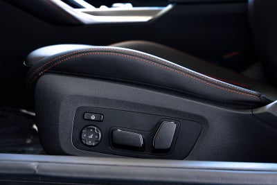2026 BMW 230i 230i