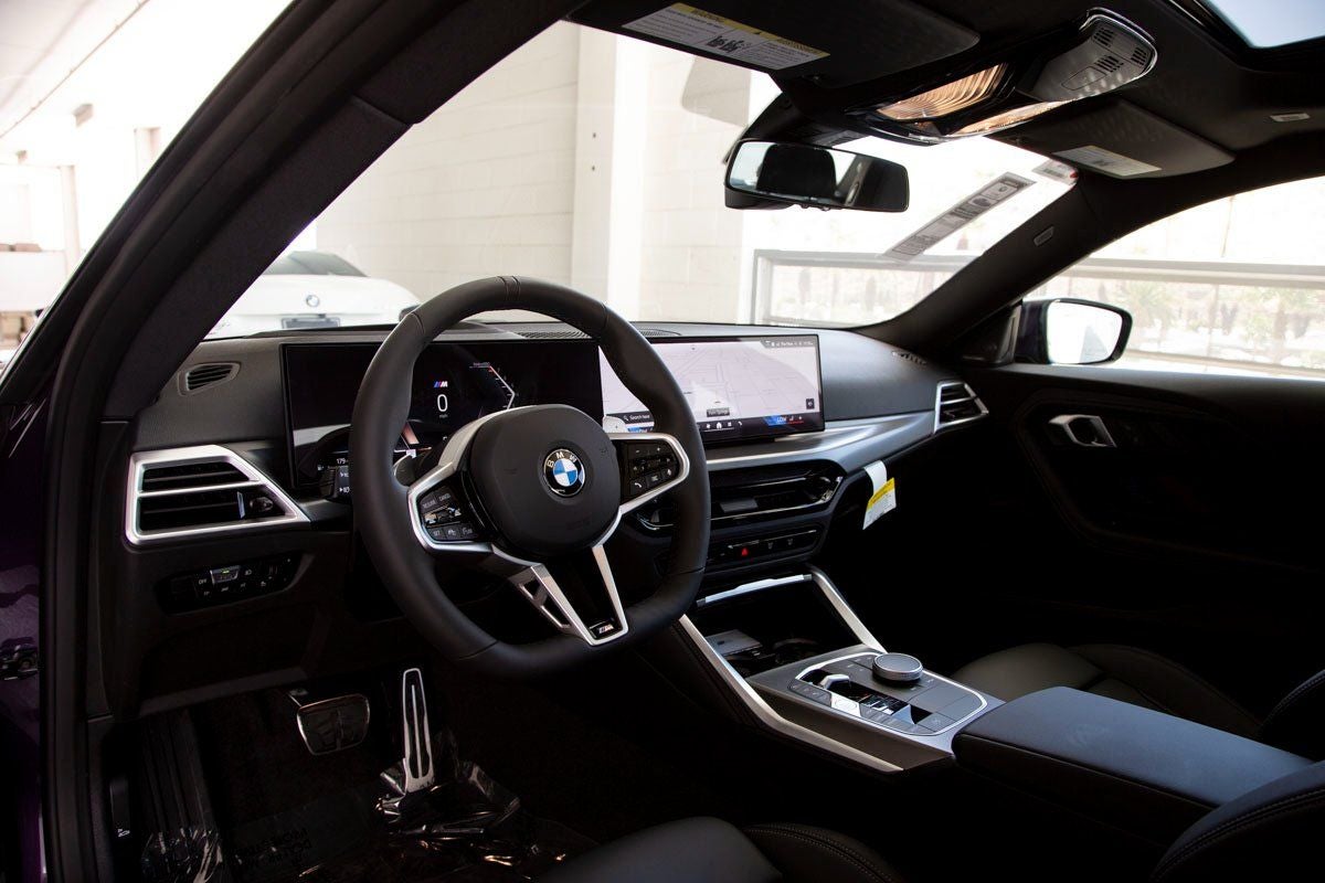 2025 BMW 230i 230i