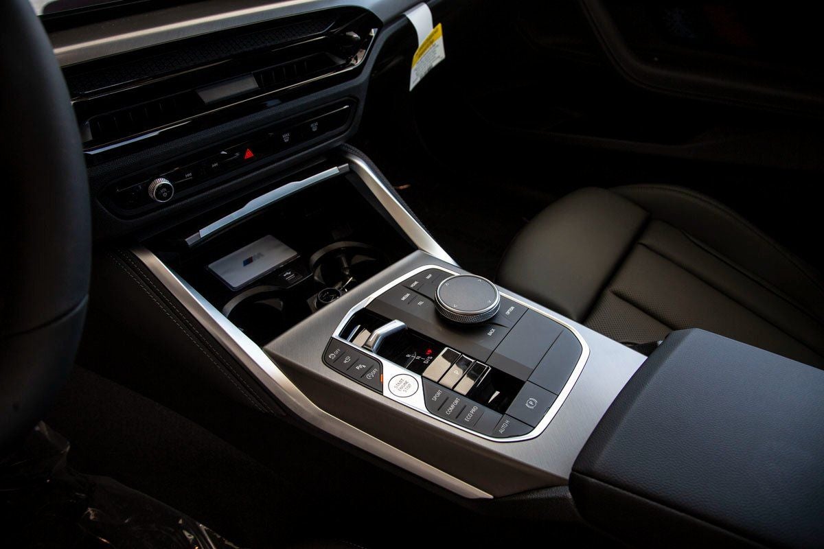 2025 BMW 230i 230i
