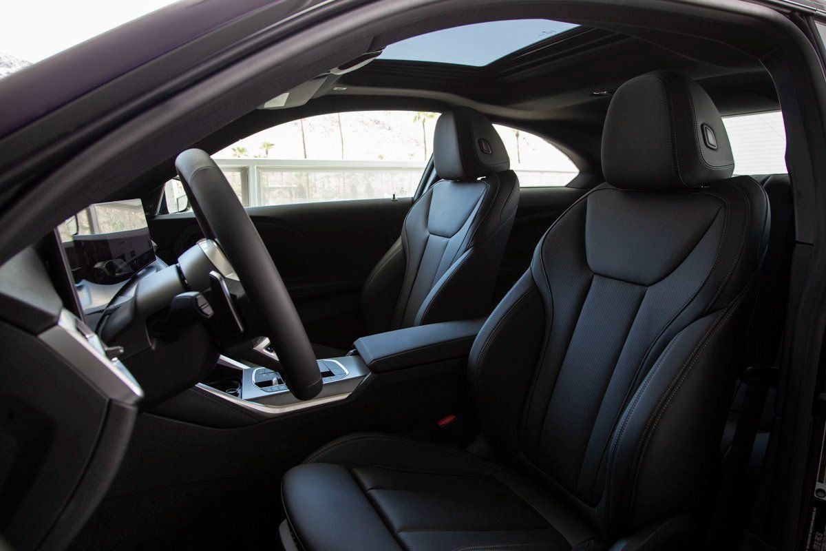2025 BMW 230i 230i