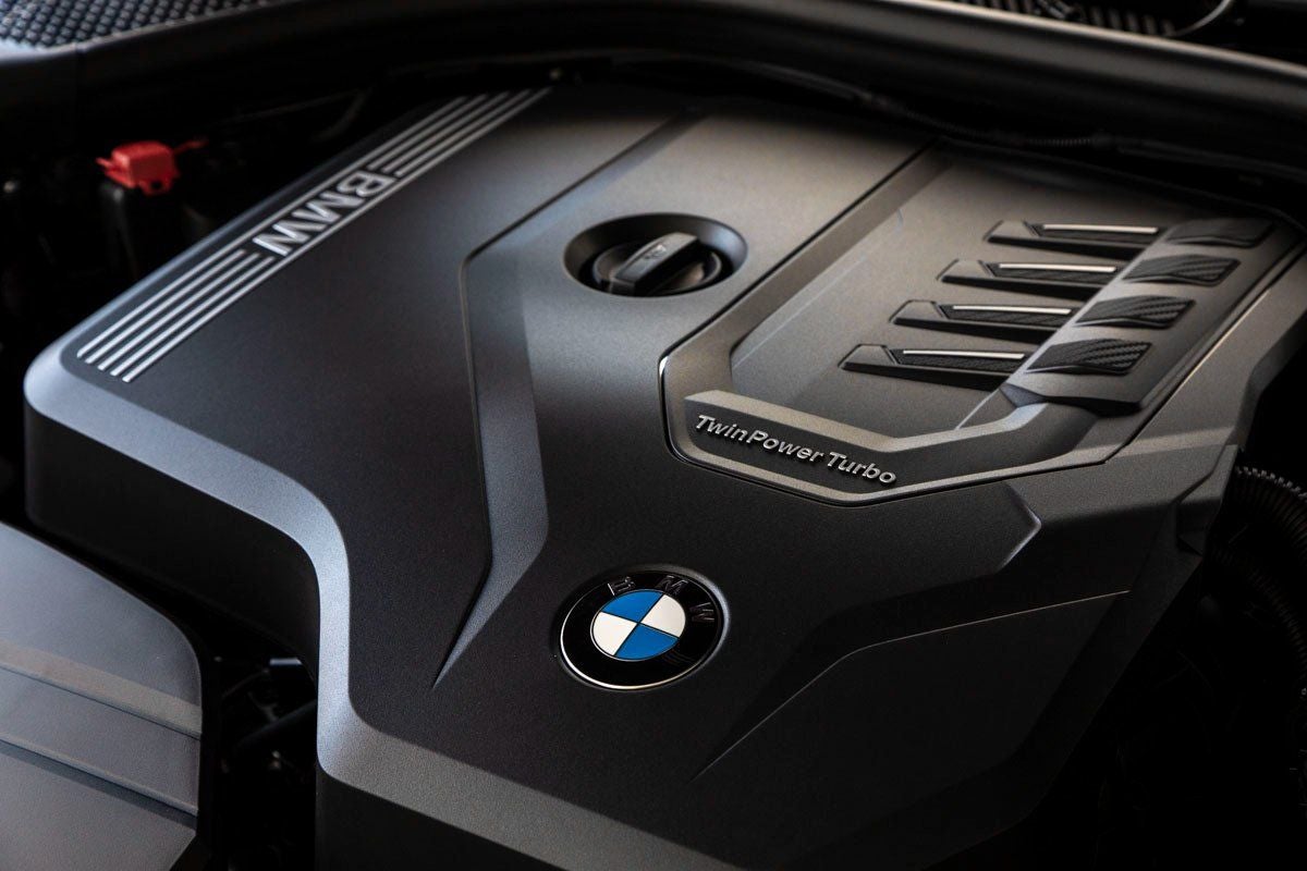 2025 BMW 230i 230i