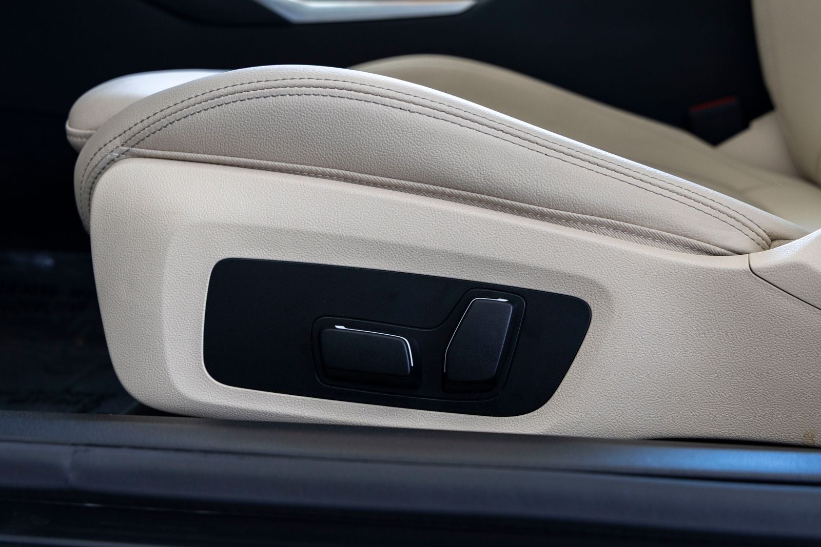 2024 BMW 230i 230i