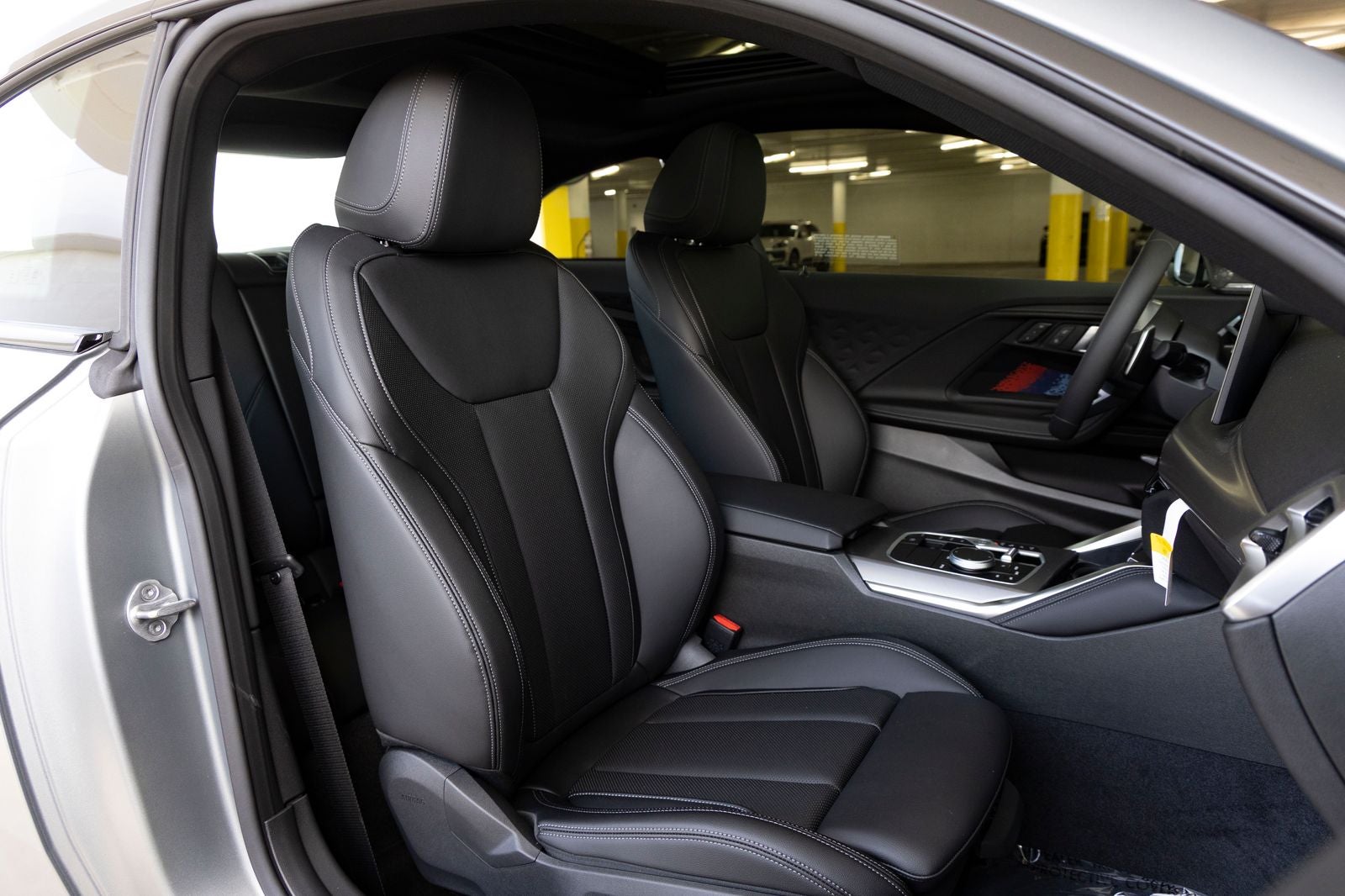 2026 BMW 230i 230i