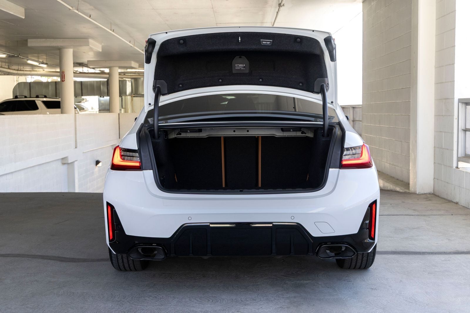 2025 BMW 3 Series M340i