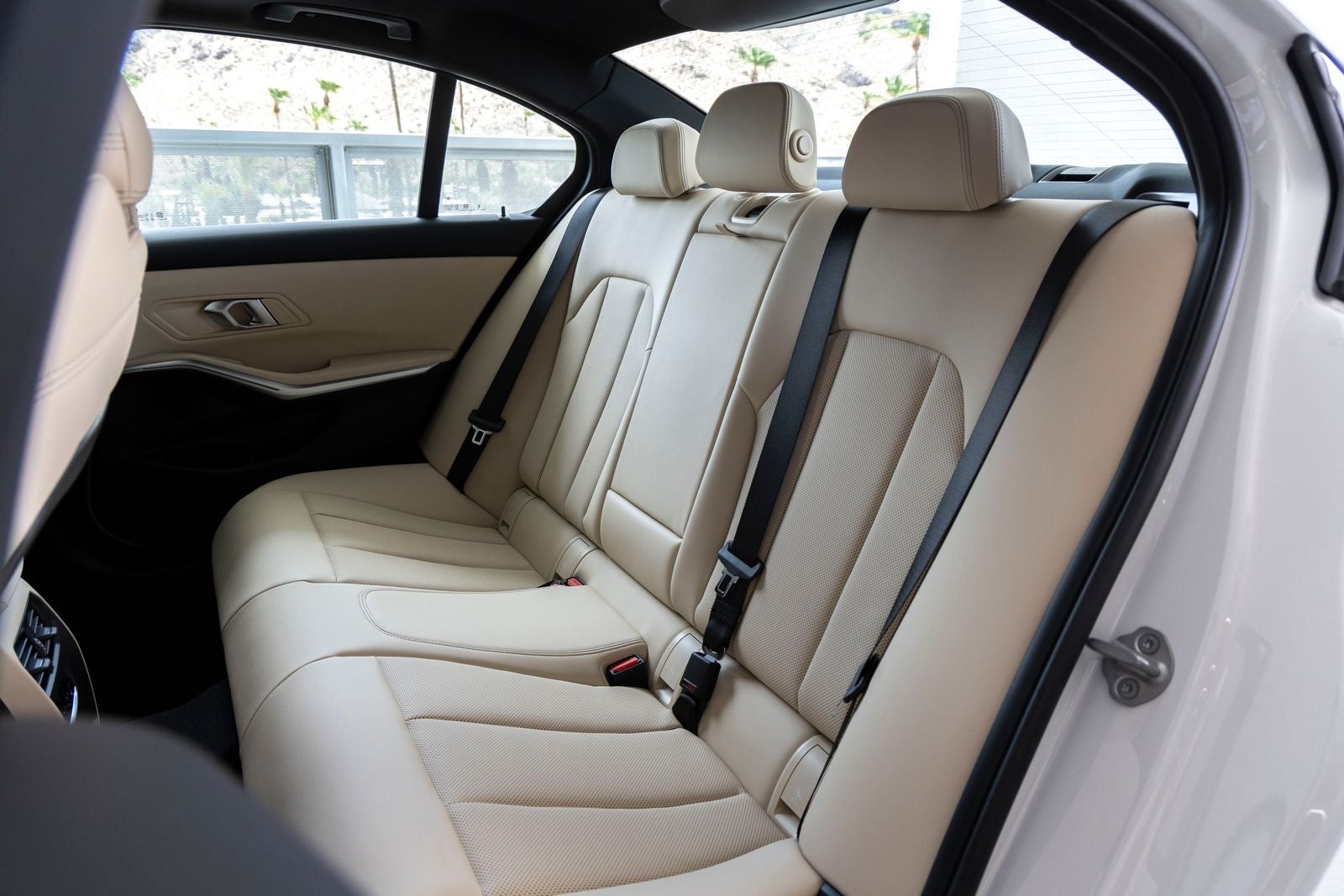 2026 BMW 330i 330i
