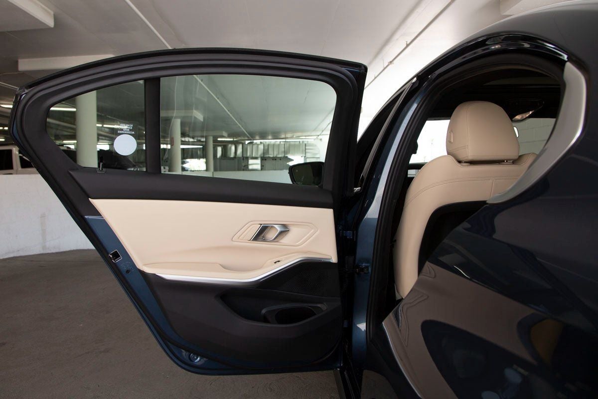 2026 BMW 330i 330i
