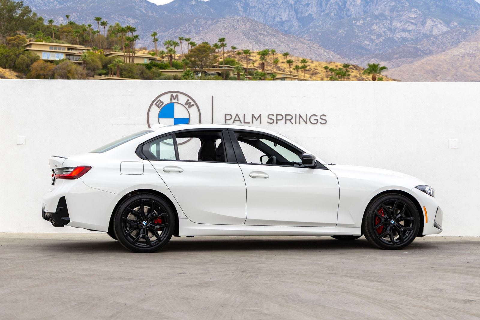 2026 BMW 330i 330i
