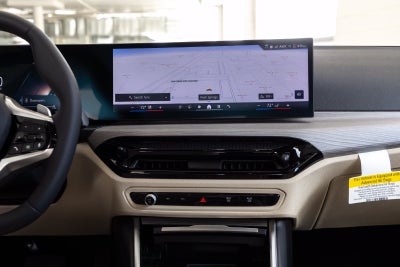 2026 BMW 330i 330i
