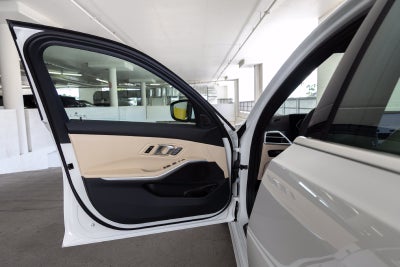 2026 BMW 330i 330i