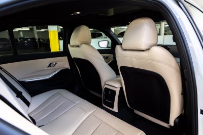 2026 BMW 330i 330i