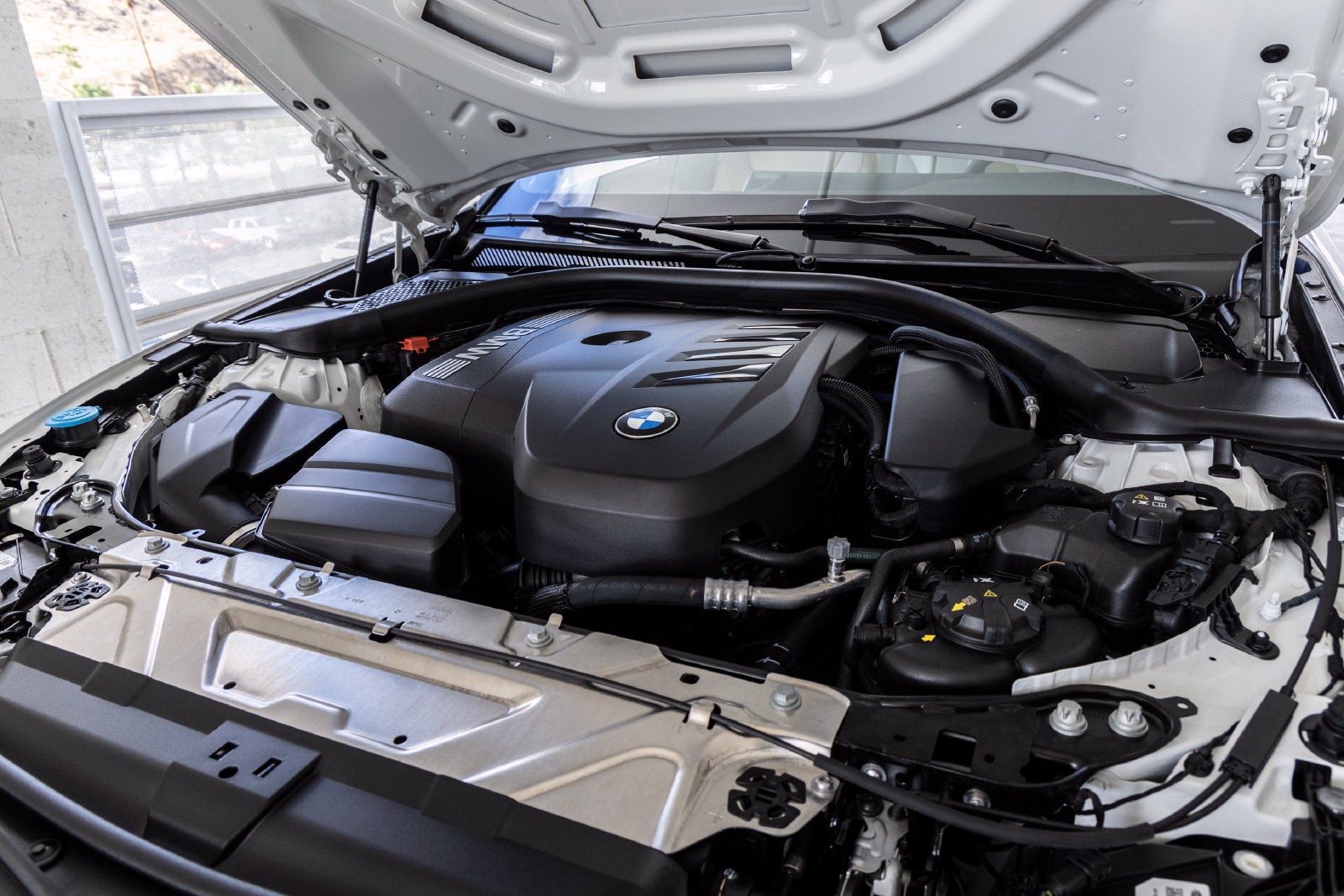 2026 BMW 330i 330i
