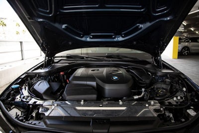 2025 BMW 3 Series 330i