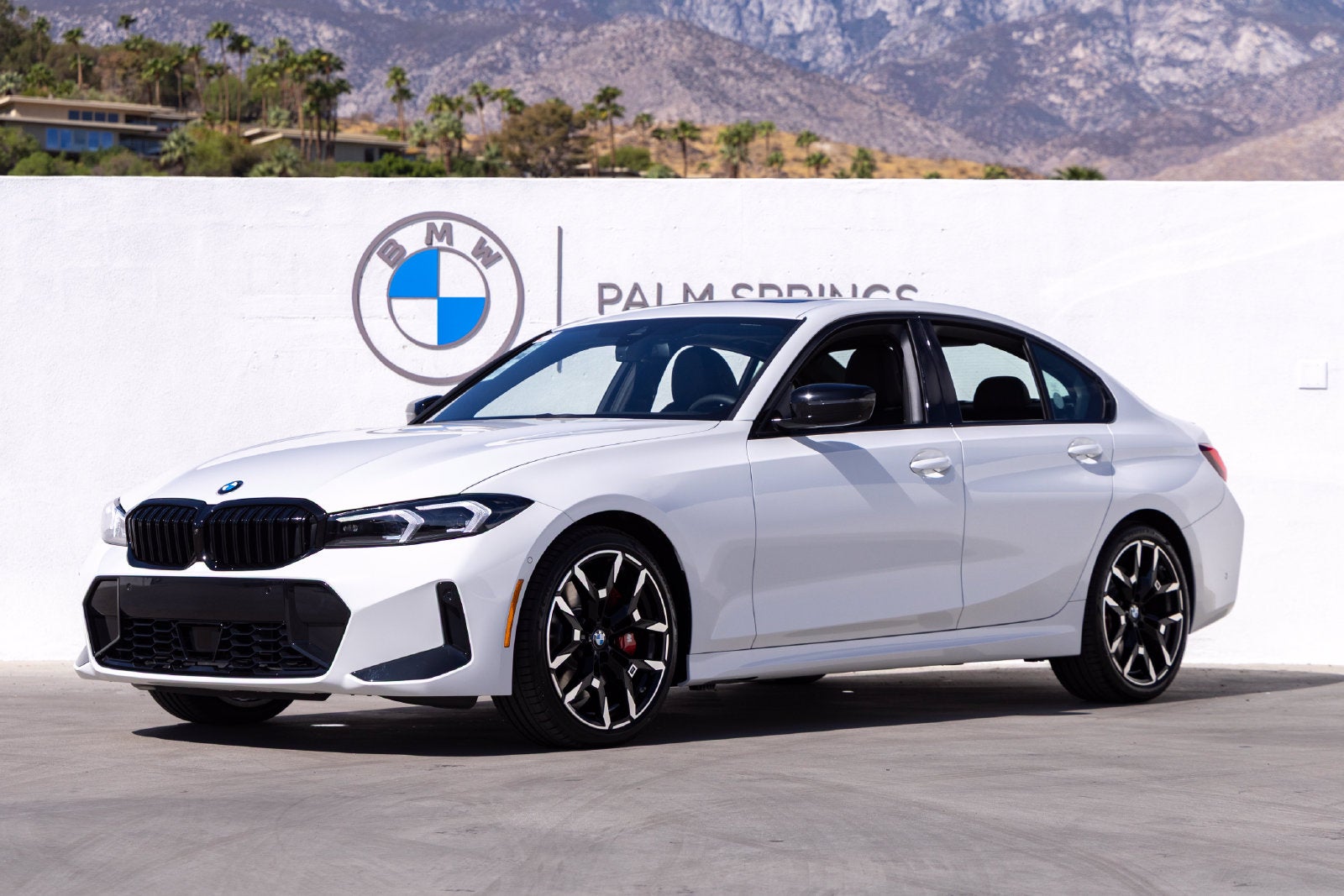 2026 BMW 330i 330i