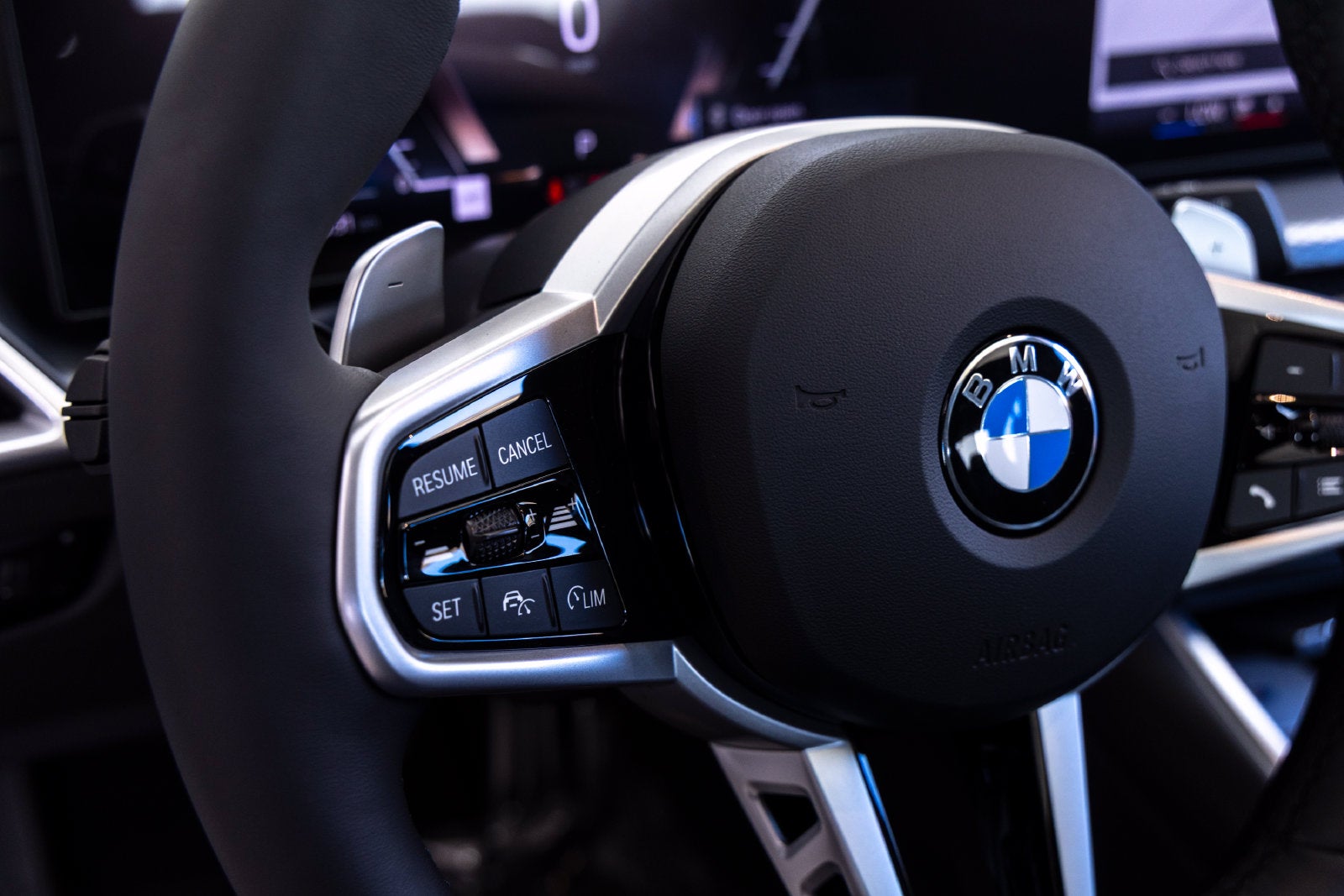 2026 BMW 330i 330i
