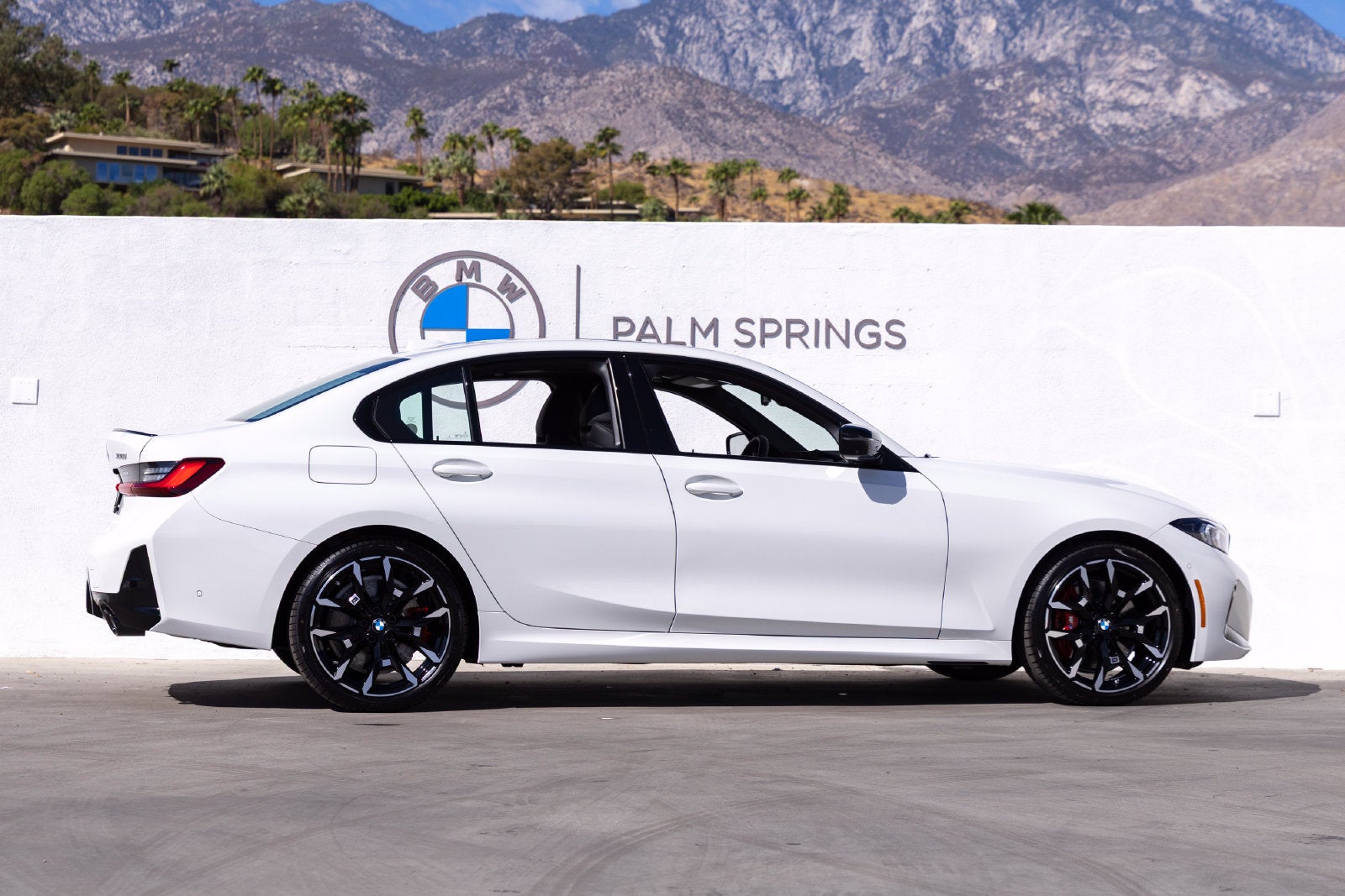 2026 BMW 330i 330i