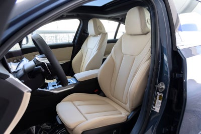2026 BMW 330i 330i