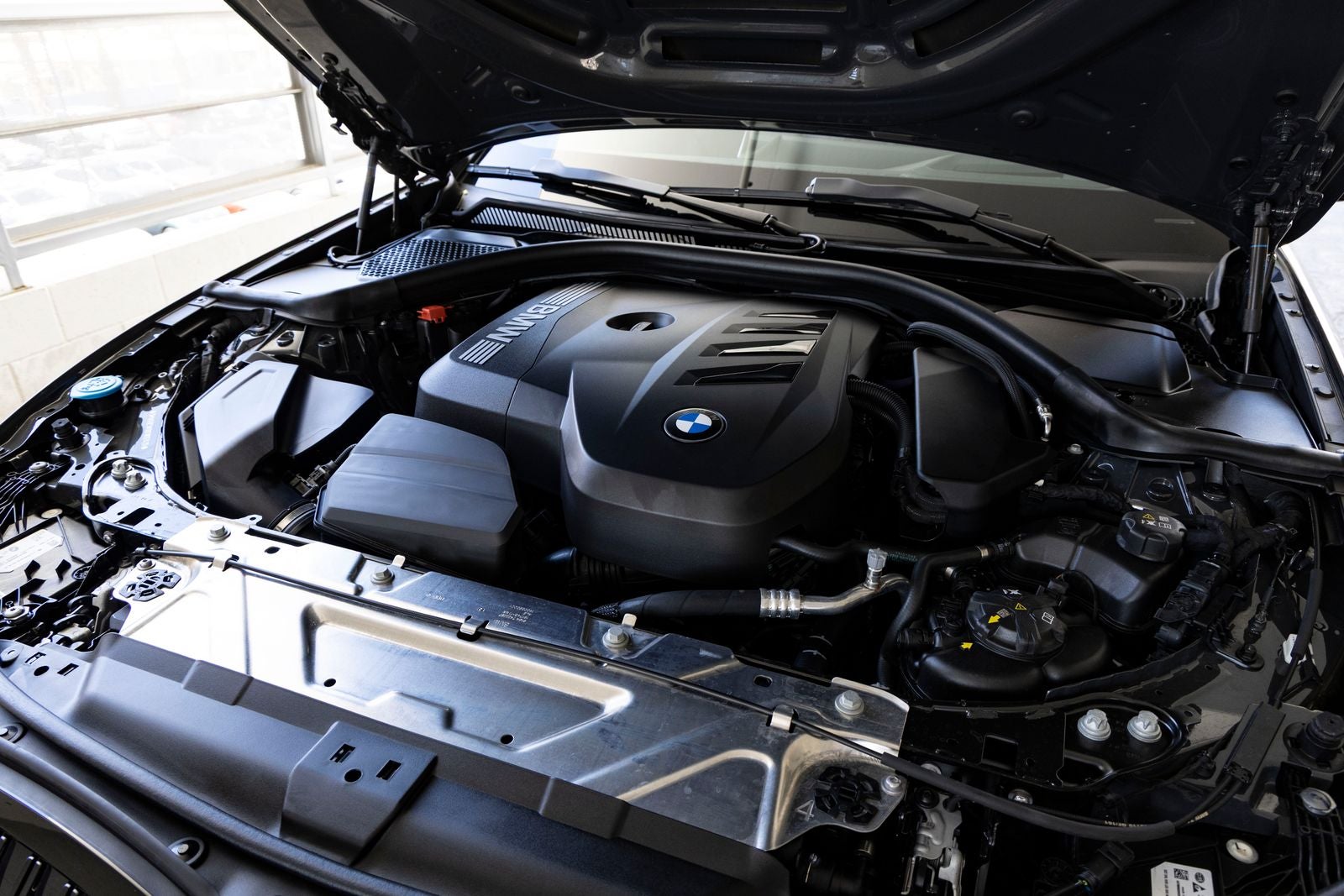 2026 BMW 330i 330i