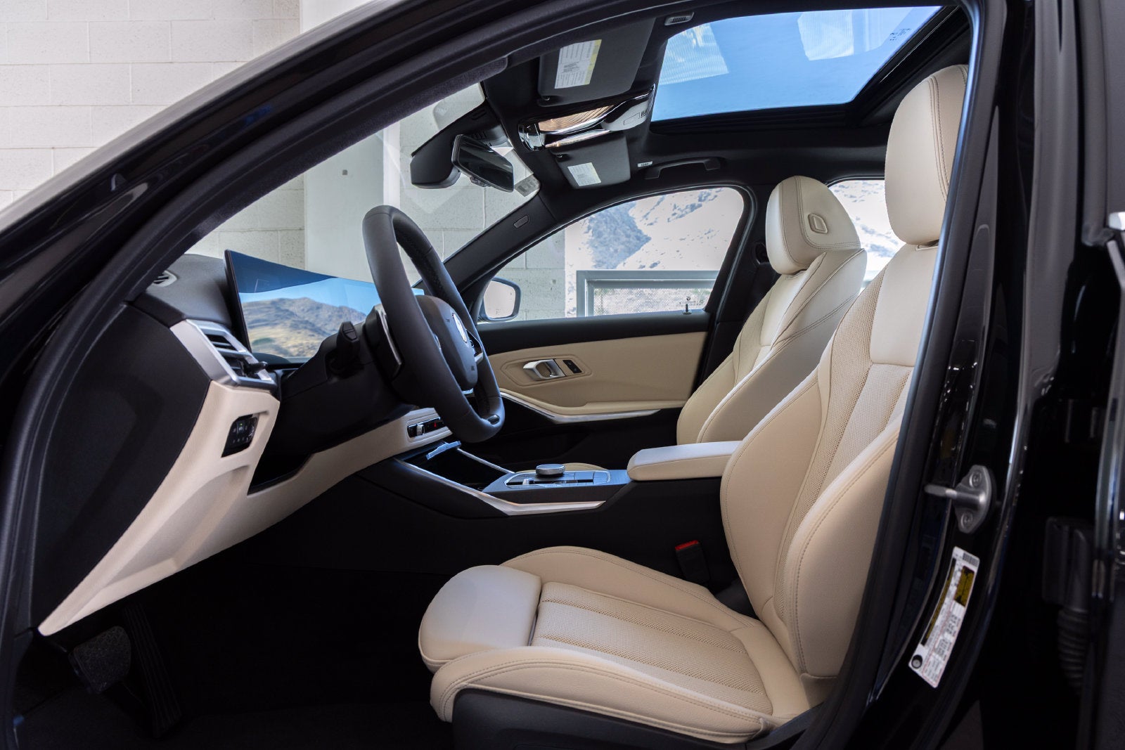 2026 BMW 330i 330i