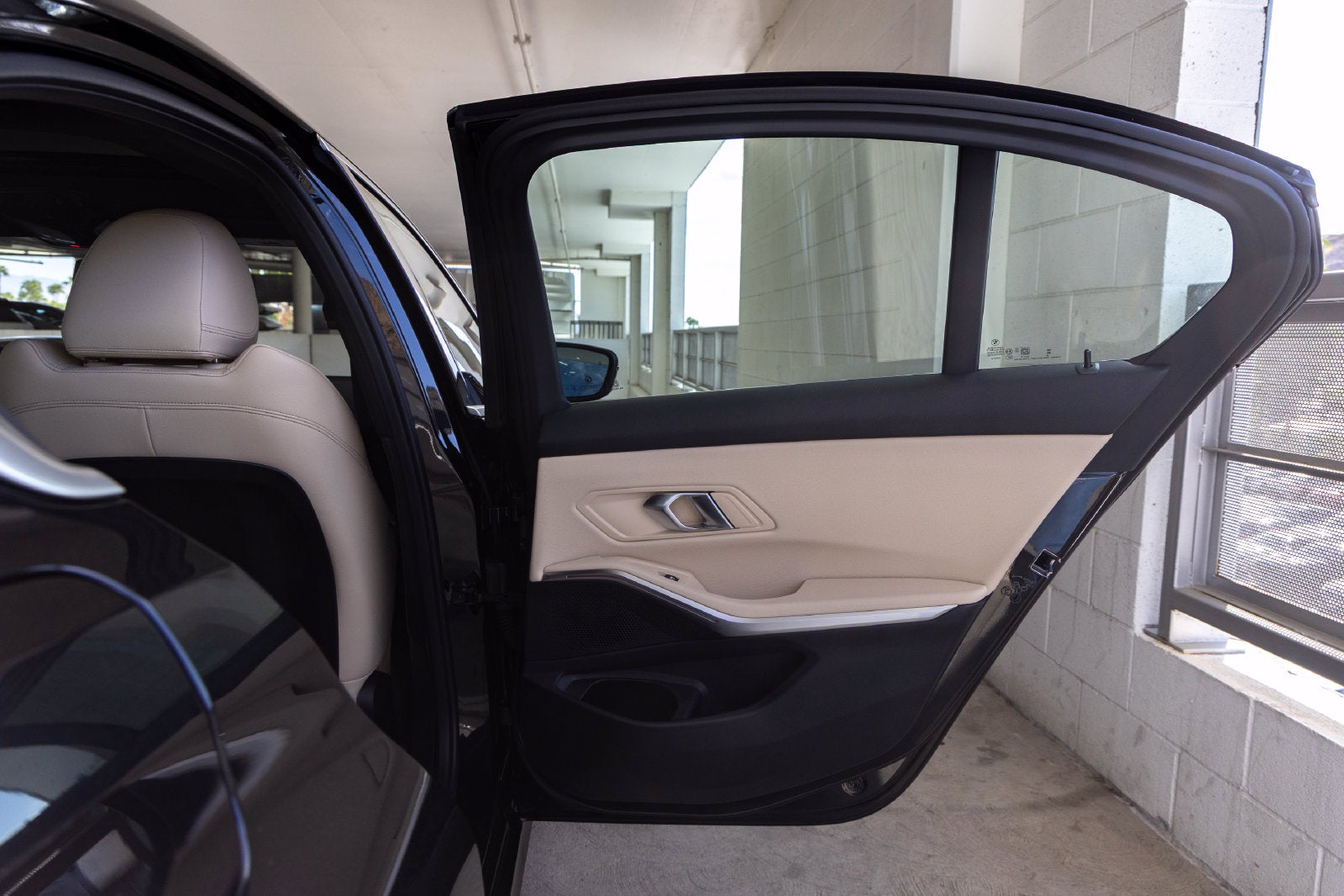 2026 BMW 330i 330i