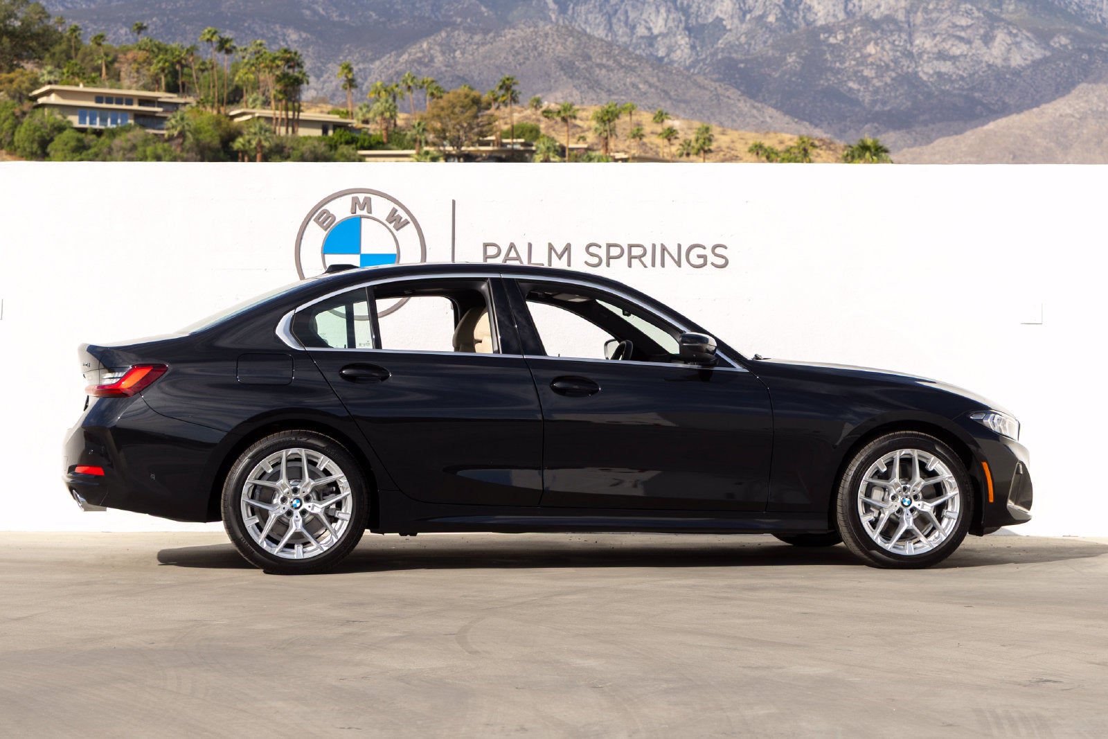2026 BMW 330i 330i