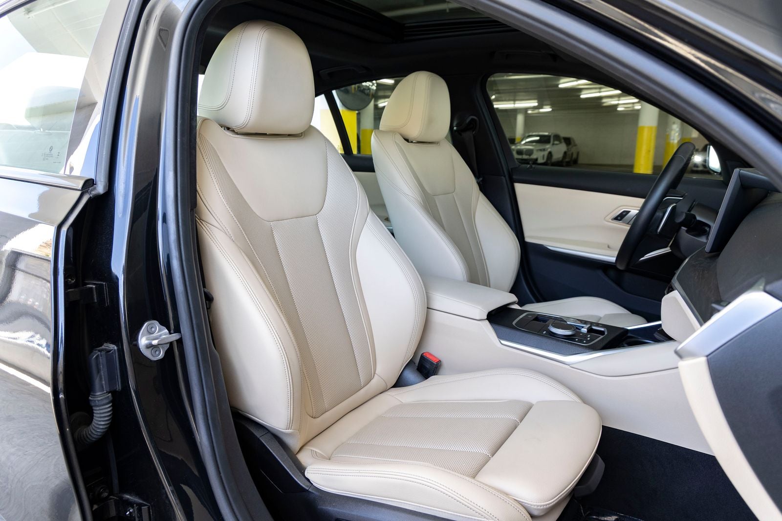 2023 BMW 330i 330i