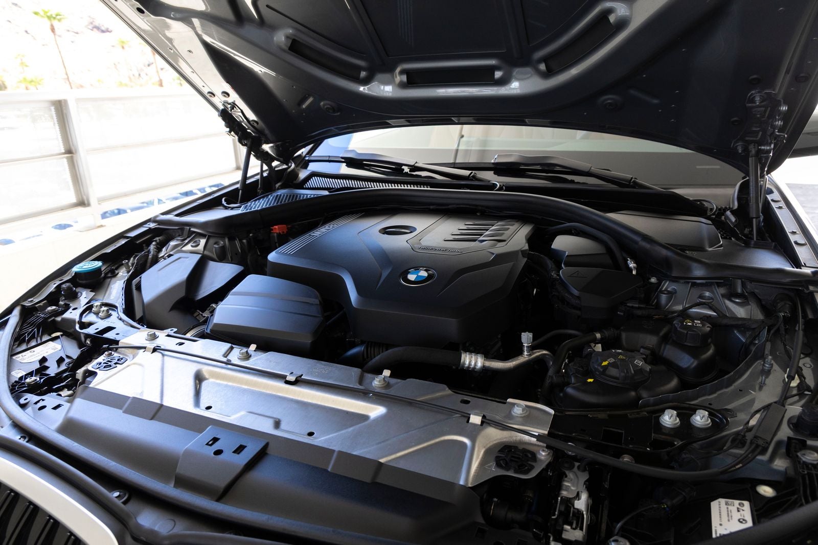 2024 BMW 330i 330i