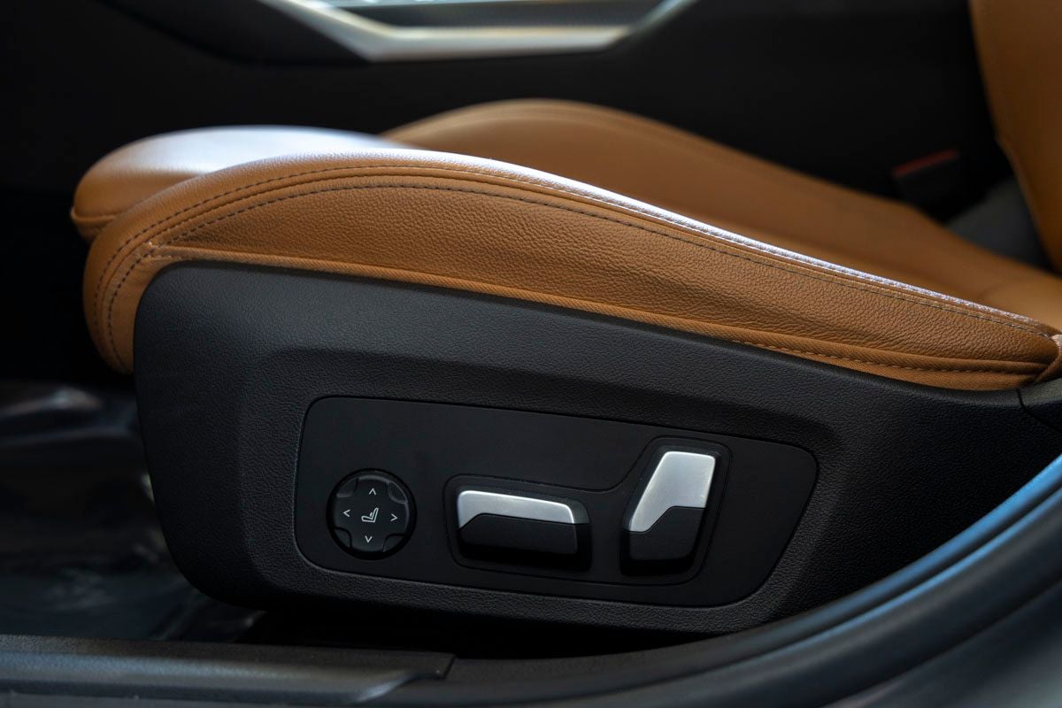 2023 BMW 330i 330i