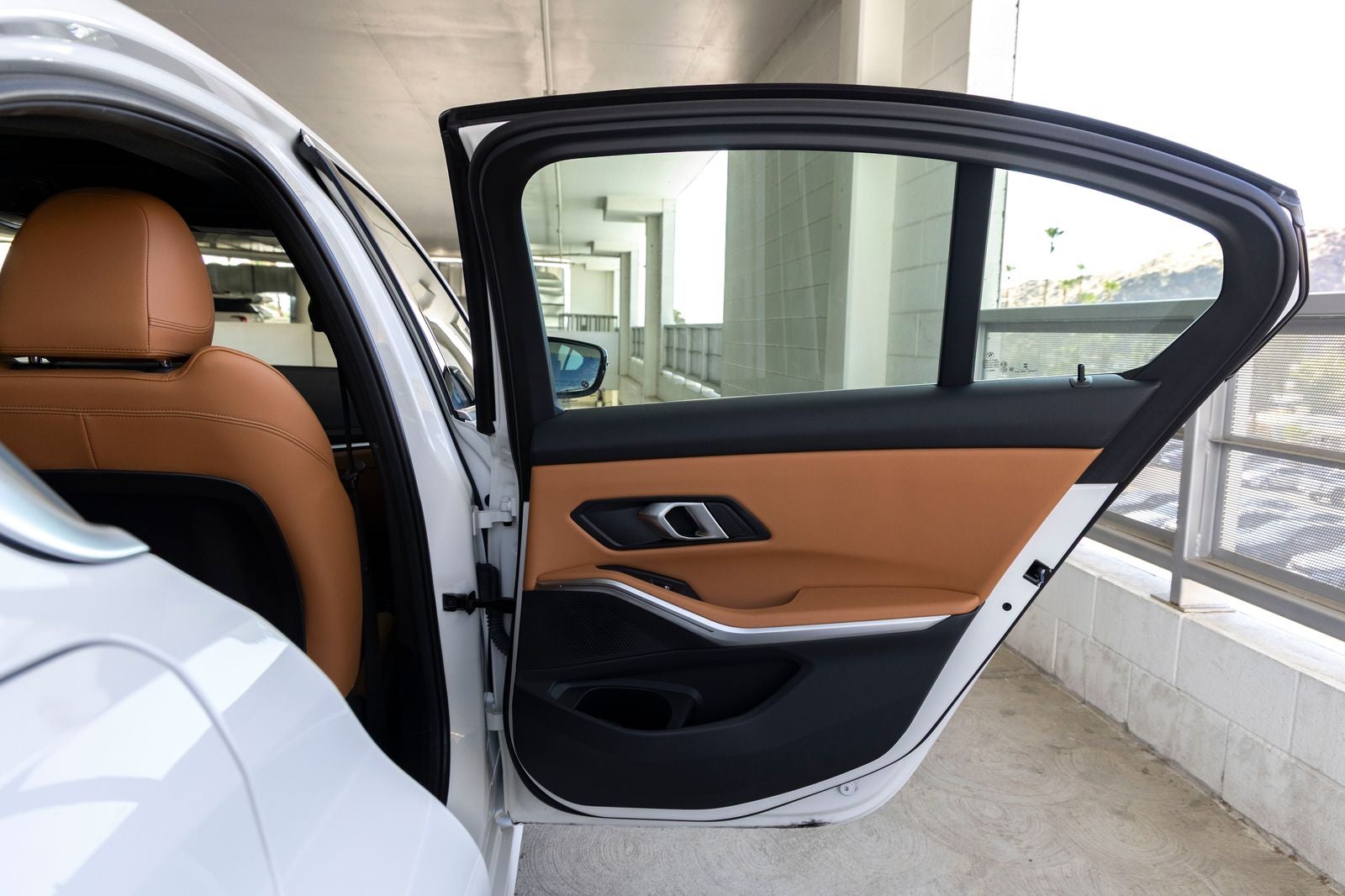 2024 BMW 330i 330i