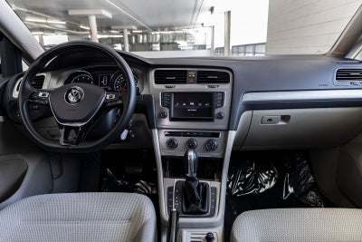 2016 Volkswagen Golf TSI S 4-Door