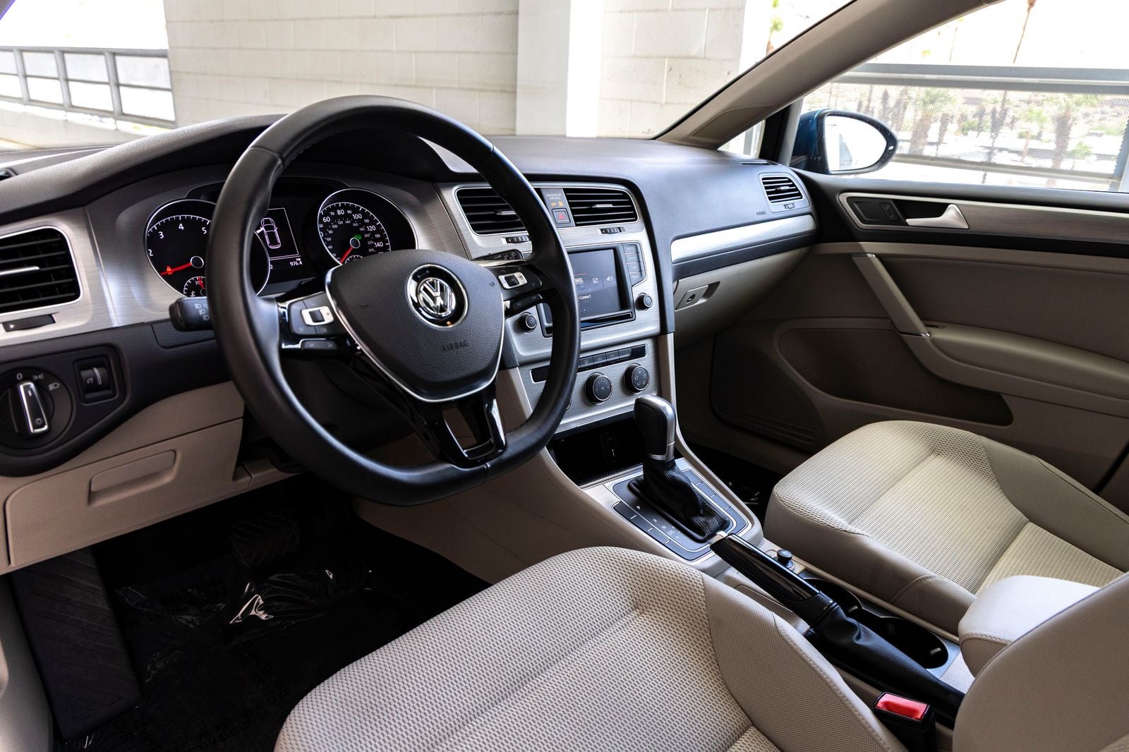 2016 Volkswagen Golf TSI S 4-Door