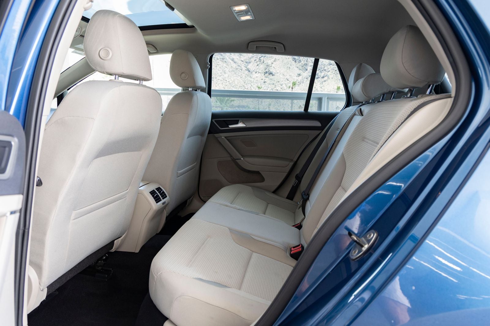 2016 Volkswagen Golf TSI S 4-Door