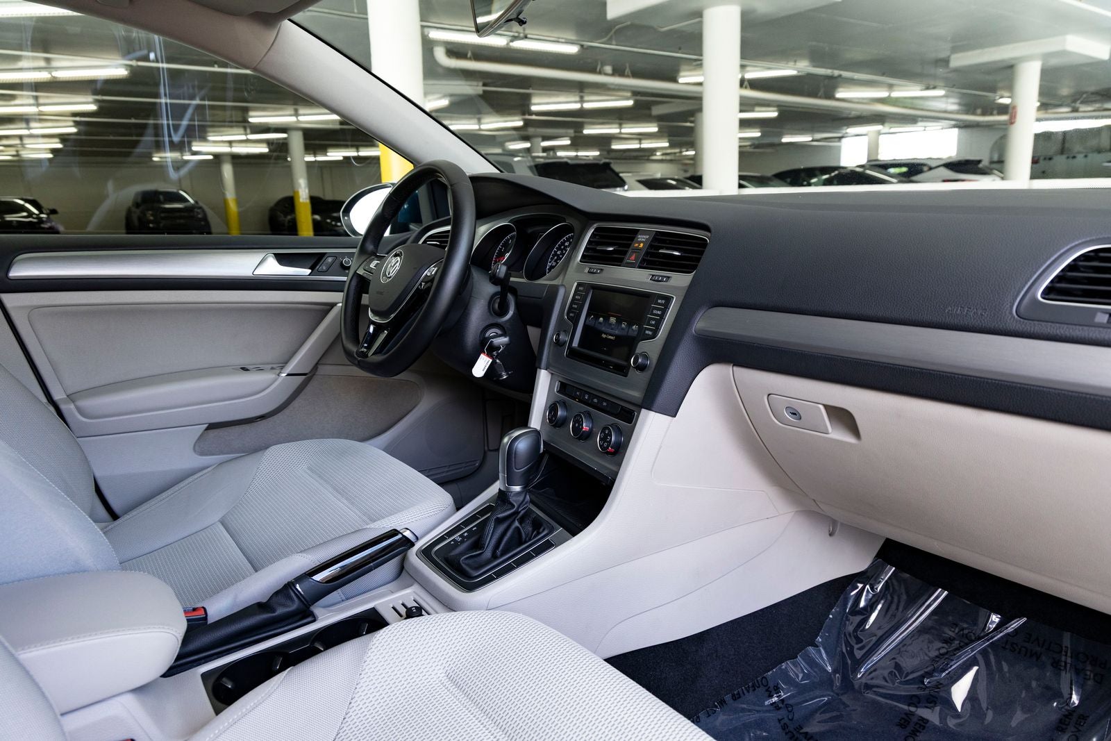2016 Volkswagen Golf TSI S 4-Door