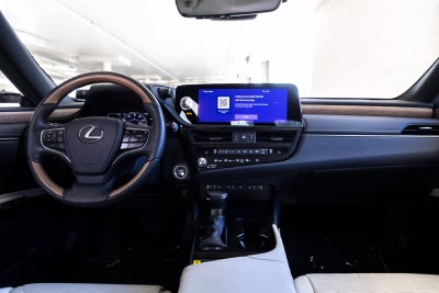 2024 Lexus ES 300h Luxury