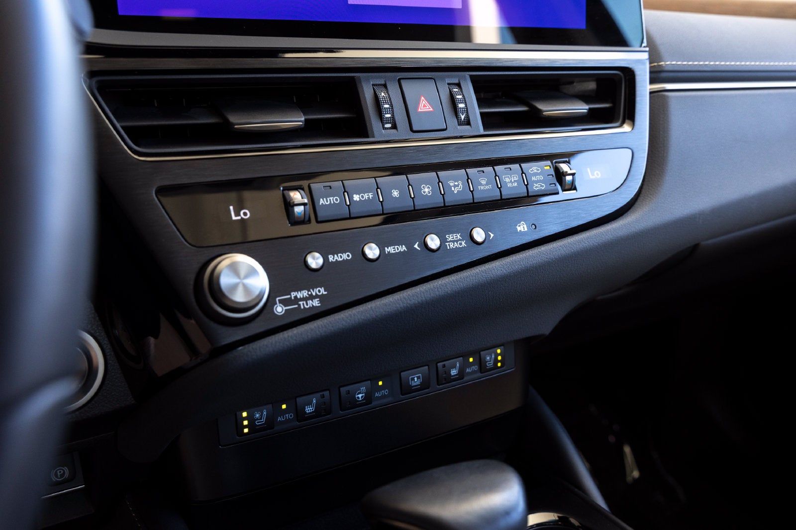 2024 Lexus ES 300h Luxury