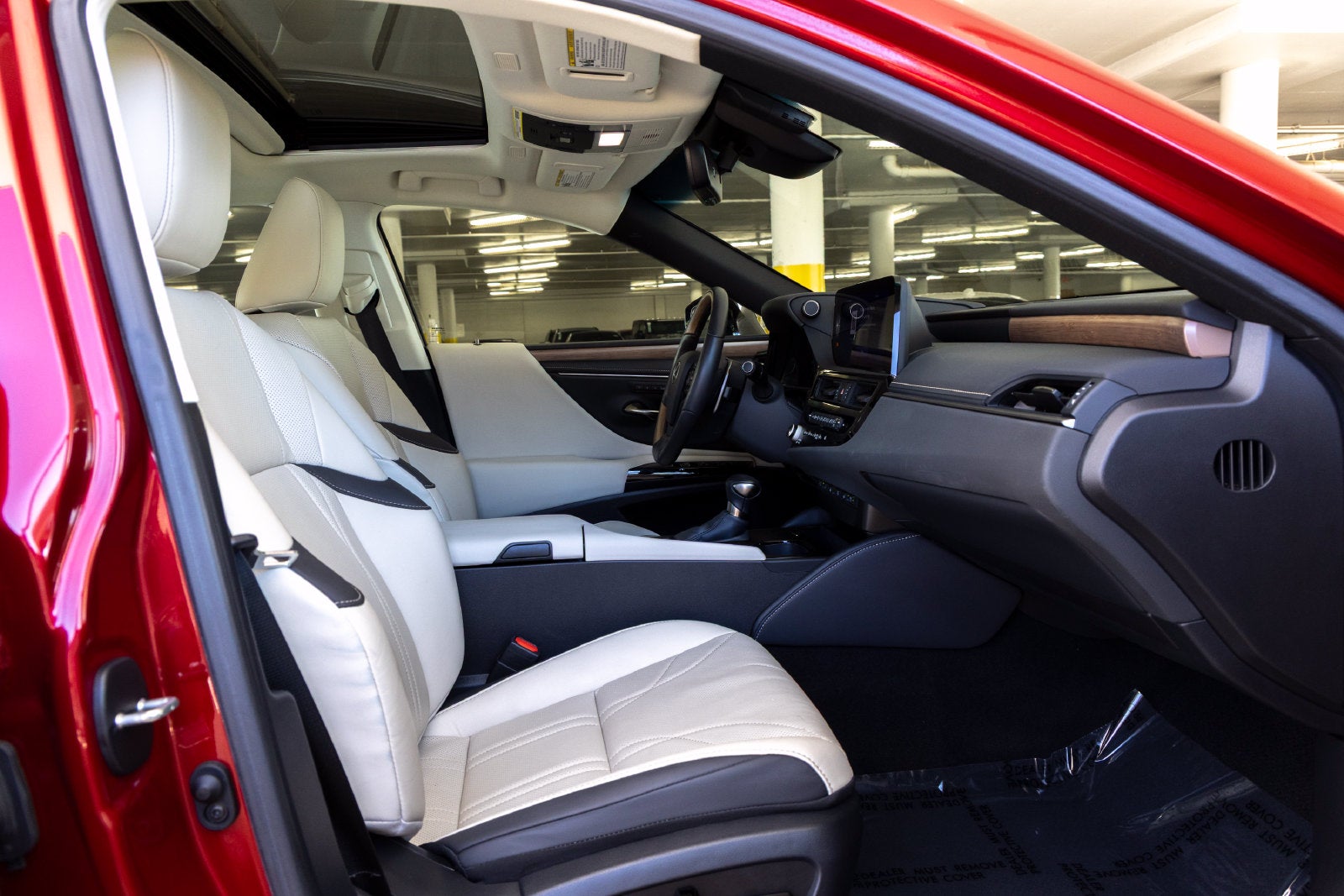 2024 Lexus ES 300h Luxury