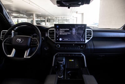 2022 Toyota Tundra Hybrid Platinum