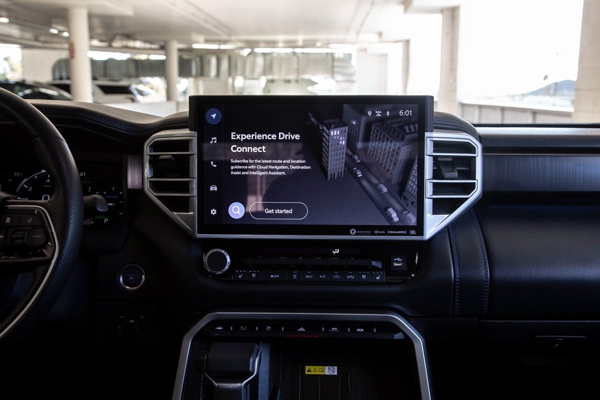 2022 Toyota Tundra Hybrid Platinum