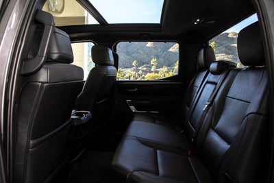 2022 Toyota Tundra Hybrid Platinum