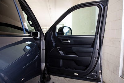 2022 Toyota Tundra Hybrid Platinum