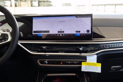 2027 BMW X7 Base