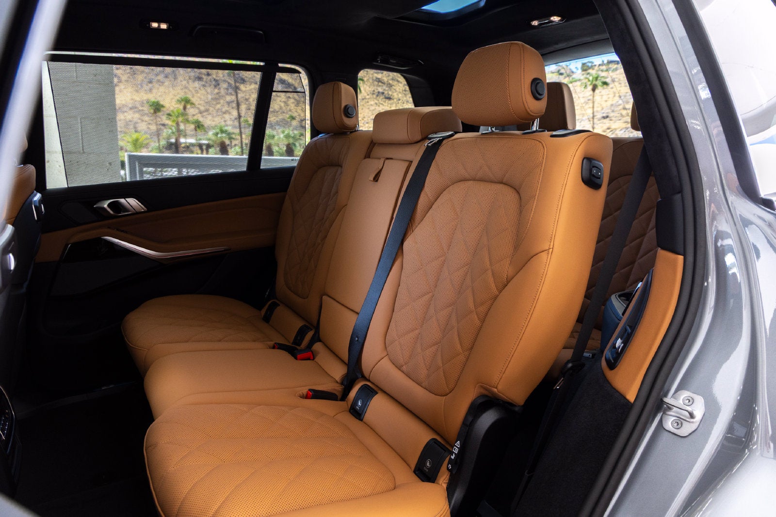 2027 BMW X7 Base