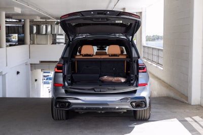 2027 BMW X7 Base