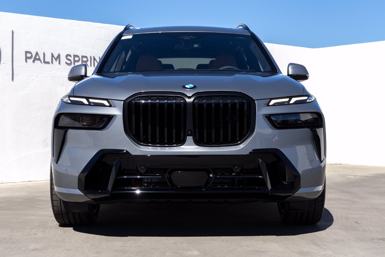 2027 BMW X7 Base