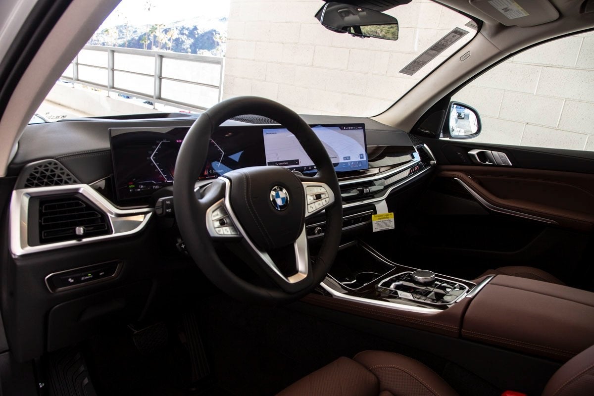 2026 BMW X7 xDrive40i