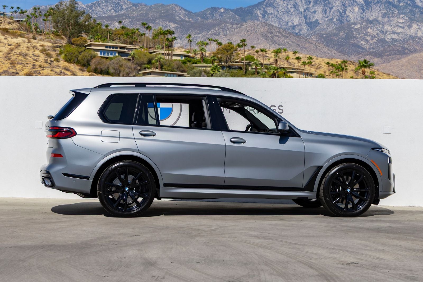 2027 BMW X7 xDrive40i